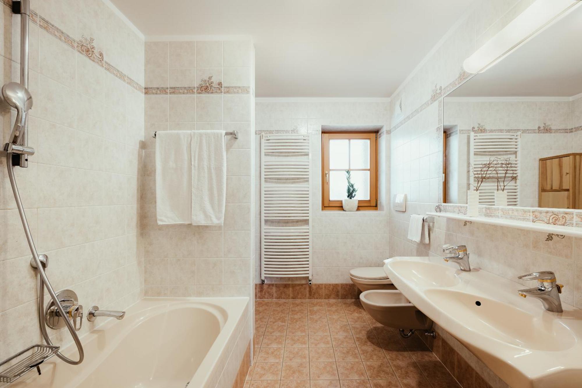 Ciasa Pedaga Villa San Vigilio Di Marebbe Bagian luar foto